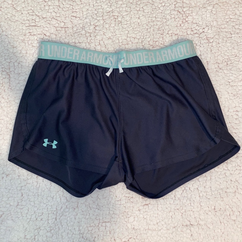 Under Armour Loose Fit Shorts